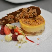 3.crème brulée sur lit de pomme façon tatin